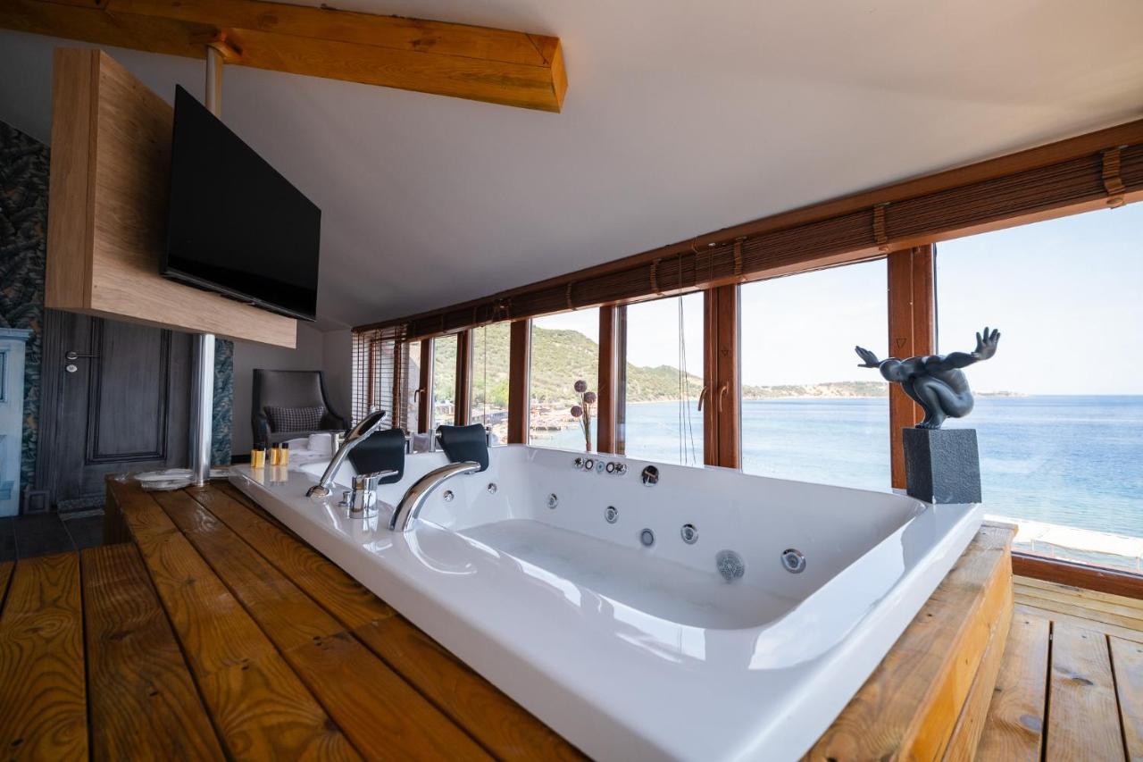 Assos Troy Port Hotel Zewnętrze zdjęcie